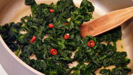 гречка с чили и шпинатом