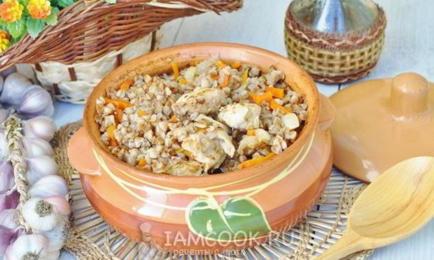 Рецепт гречки с курицей в горшочках