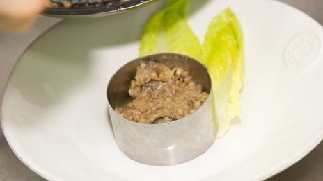 гречка с луком и вешенками