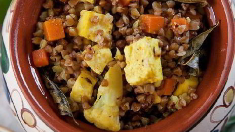 гречневая каша с овощами и сыром