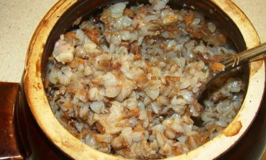 Рецепт гречневой каши со свининой в горшочке