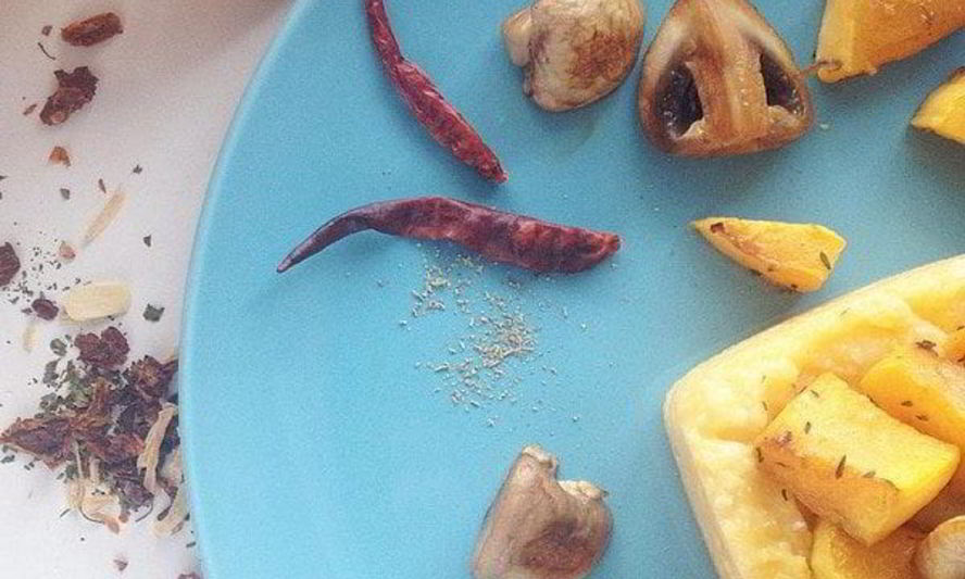 Рецепт поленты с печеной тыквой и шампиньонами