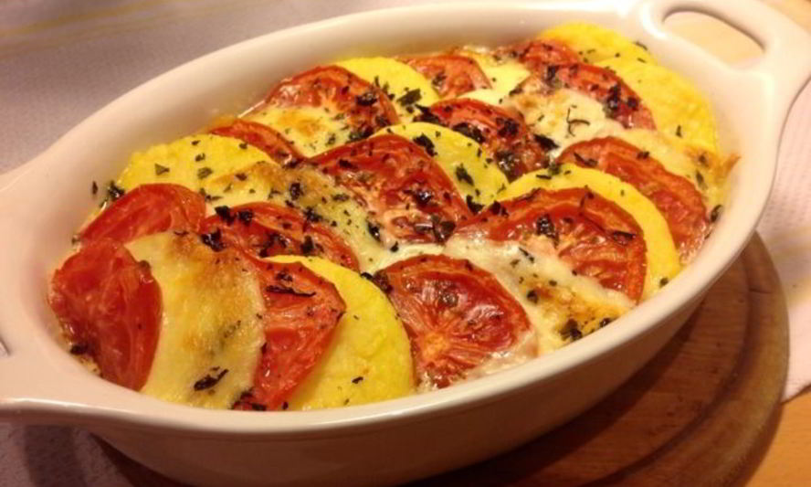 Рецепт поленты, запеченной с помидорами