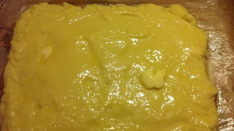 полента, запеченная с помидорами