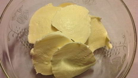 полента, запеченная с помидорами