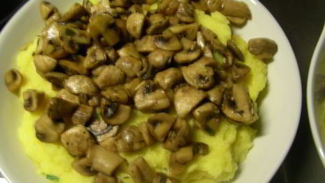 запеченная полента с грибами