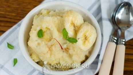 манная каша с бананом