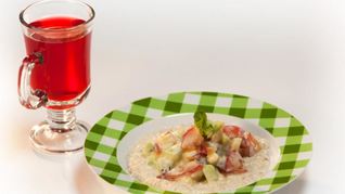 Овсяная каша с фруктовым салатом