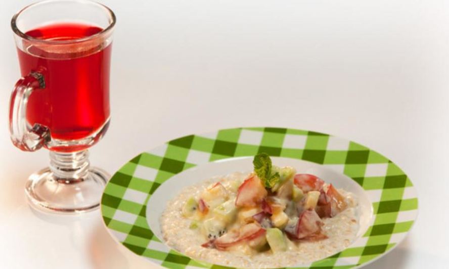 Рецепт овсяной каши с фруктовым салатом