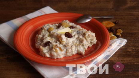 овсяная каша с сухофруктами