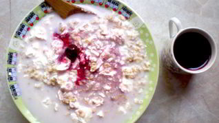 Овсянка с творогом на завтрак