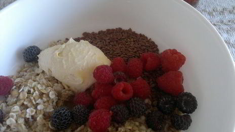 овсянка с ягодами