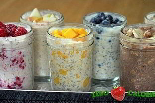 Овсянка в банке с бананом и какао