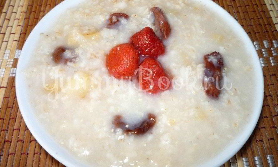 Рецепт постной овсяной каши с изюмом и яблоками из мультиварки