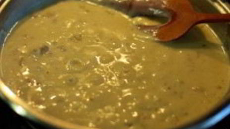 перловка с соусом