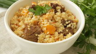 Пшеничная каша с мясом и тыквой