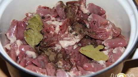 пшенная каша с куриными сердечками