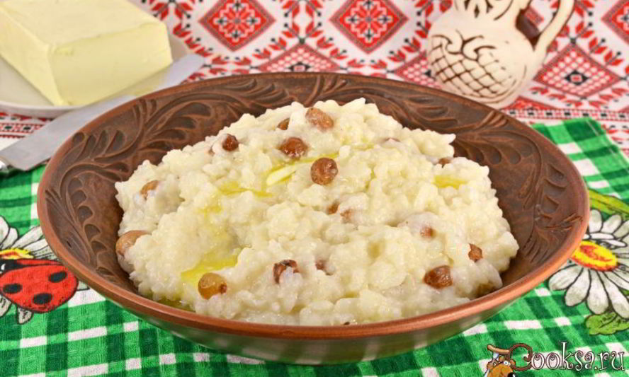 Рецепт молочной рисовой каши с изюмом и кокосовой стружкой в мультиварке