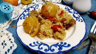 Рисовая каша Ароматная с мясом и яблоками