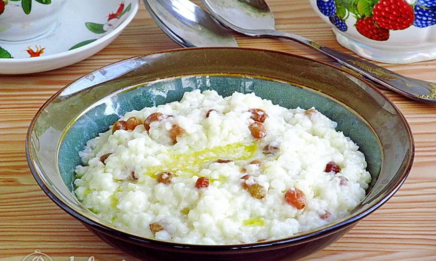 Рецепт рисовой каши на молоке с изюмом