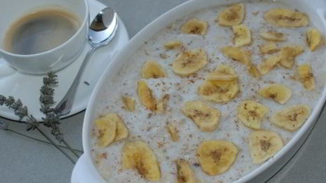 рисовая каша с бананами и мускатным орехом