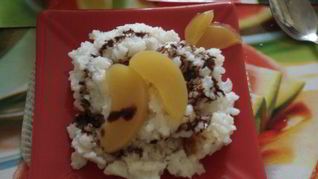 Рисовая каша с персиком