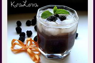 Ежевично-мятный холодный чай