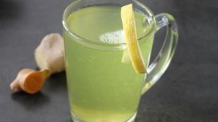 Целебный имбирный чай с куркумой