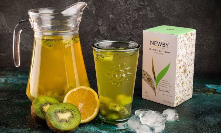 Рецепт витаминного чая с киви и мятным сахаром