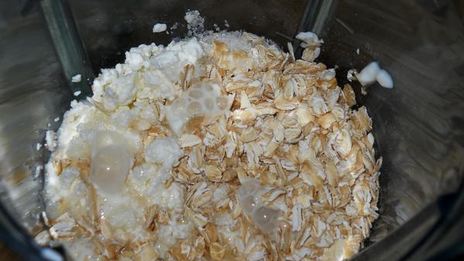 йогуртовый коктейль с овсянкой и творогом