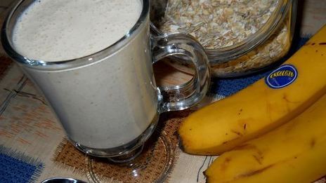 йогуртовый коктейль с овсянкой и творогом