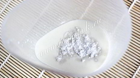 молочный кисель с изюмом