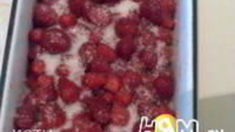 клубничный сироп