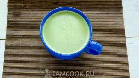 латте с чаем маття и белым шоколадом