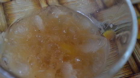 зимний кофе фраппе с корицей и имбирем