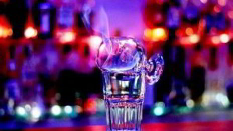 коктейль самбука