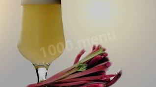 Квас из ревеня