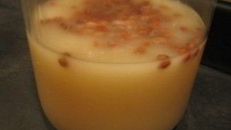 квас из риса и изюма