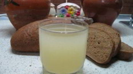 квас из риса и изюма