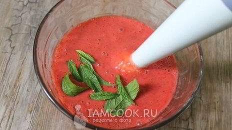 клубничный ликер