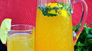 Абрикосовый лимонад с мятой