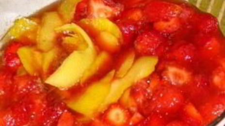 клубничный лимонад