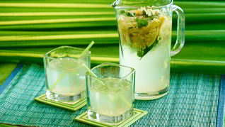 Освежающий мятно-имбирный лимонад