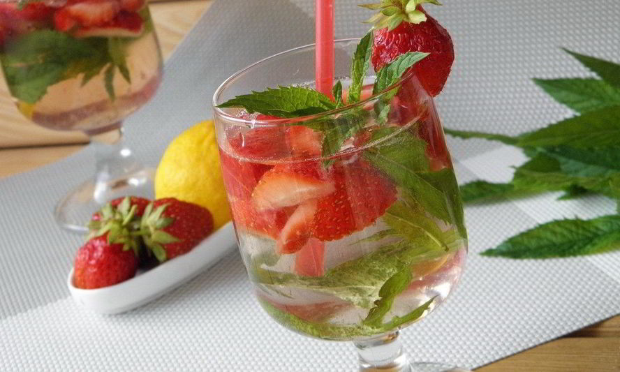 Рецепт клубничного мохито безалкогольного