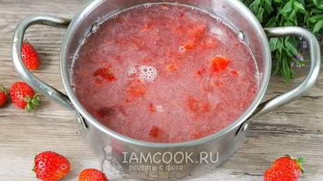 клубничный морс