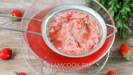 клубничный морс