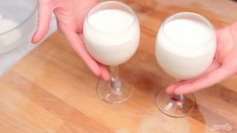 панна котта с ягодным сиропом