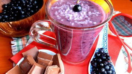 бананово-черничный смузи