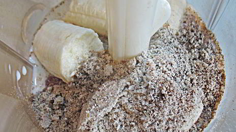 бананово-клюквенный смузи