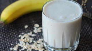 Банановый смузи с овсянкой
